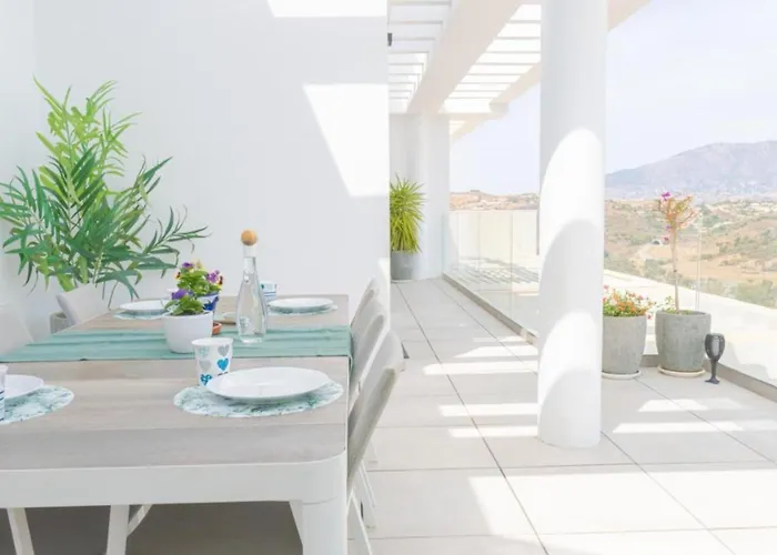 Luxurious Penthouse In La Cala Casa Banderas - 3 Golf Facilites Close By! 아파트 라칼라데미야스